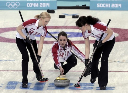 Anna-Sidorova-Alexandra-Saitova-&-Ekaterina-Galkina---Sochi-Winter-Olympics-2014-05-720x521.jpg