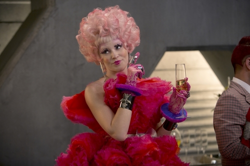 Elizabeth-Banks-in-The-Hunger-Games-Catching-Fire-2013-Movie-Image.jpg