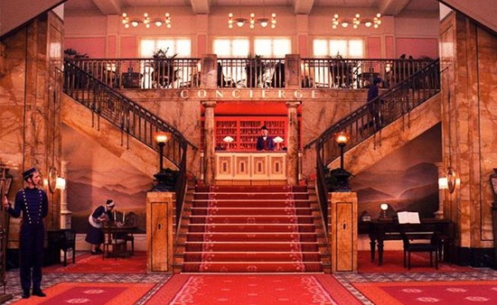 the-concierge-desk-and-main-staircase.jpg